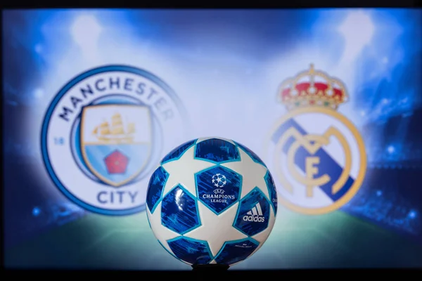 MANCHESTER, ENGLAND, DEZEMBRO. 16 anos. 2019: Manchester City (ENG) vs Real Madrid (ESP). UEFA Champions League 2020, Round of 16 UCL football, Knockout stage, playoff, Official Adidas soccer ball 2020 . — Fotografia de Stock