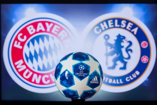MUNICH, ALEMANHA, DEZEMBRO. 16 anos. 2019: Bayern M =nchen (GER) vs Chelsea London (ENG). UEFA Champions League 2020, Round of 16 UCL football, Knockout stage, playoff, Official Adidas soccer ball 2020 . — Fotografia de Stock