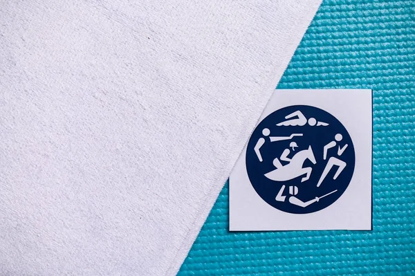 Nowoczesna pięcioboczna ikona sportu, niebieskie tło, Tapeta do gry olimpijskiej w Tokio — Zdjęcie stockowe