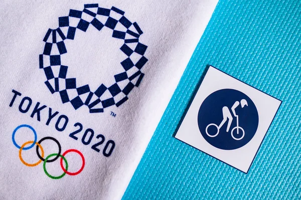 Troppo, Giapan, gennaio. 20. 2020: Pittogramma di ciclismo BMX Racing per il gioco olimpico estivo Tokyo 2020 — Foto Stock