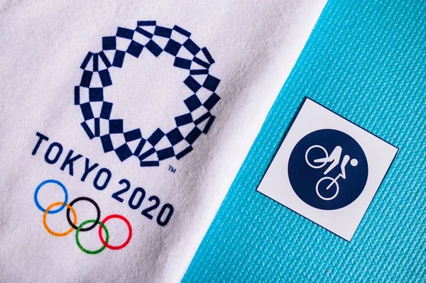 Tokio, Japonsko, leden. 20. 2020: piktogram na horském kole pro letní olympijskou hru Tokyo 2020 — Stock fotografie