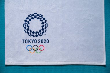 Tokyo, Japonya, Ocak. - 20. 2020: Tokyo 2020 logosu, yaz olimpiyatları, beyaz düzenleme alanı