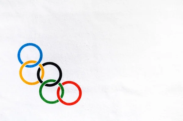 TOKYO, JAPAN, JANUARY. 20. 2020: Olympic circles, white edit space — 스톡 사진