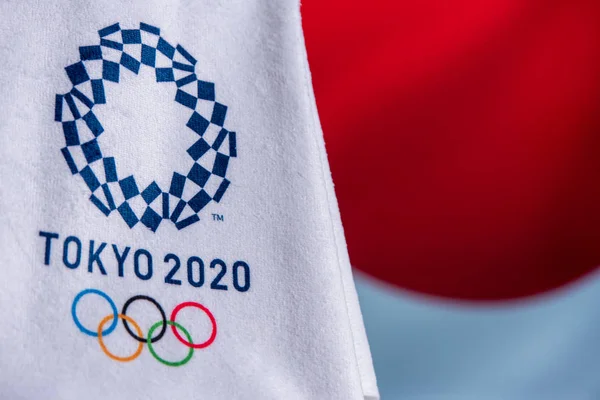 Du, JAPAN, FEBRUARY. 14 år. 2020: Tokyo 2020 Olympisk, Japan Flagg i bakgrunnen – stockfoto