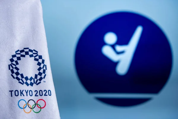 TOKIO, JAPÓN, FEBRERO. 14. 2020: Trampolín icono de la gimnasia para el juego olímpico de verano en Tokio 2020 —  Fotos de Stock