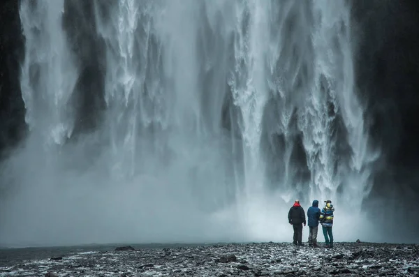 Natura iceland, foto viaggio invernale in neve, avventura, viaggio, escursionismo, montagna . — Foto Stock