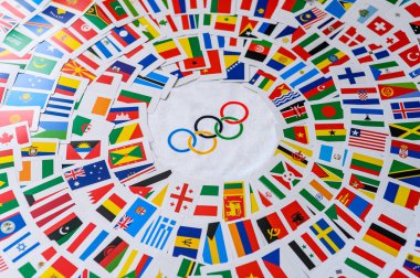 Paris, Fransa, 25 Şubat. 2020: Olimpiyat arka planı, renkli duvar kağıtları, tüm dünya bayrakları daire içinde