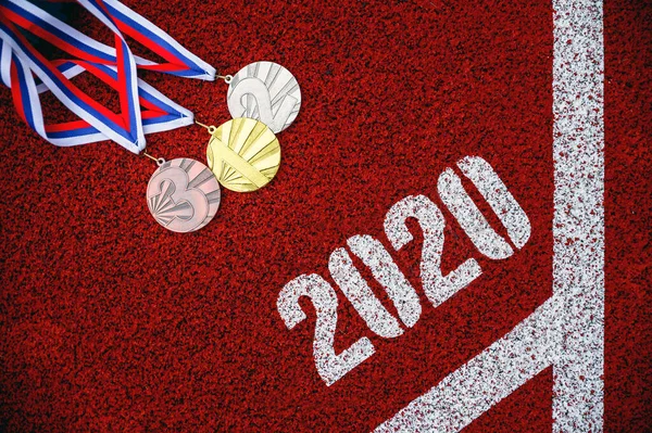Медаль Установлена Красной Легкой Атлетике Спортивный Фон 2020 Год Мульти — стоковое фото