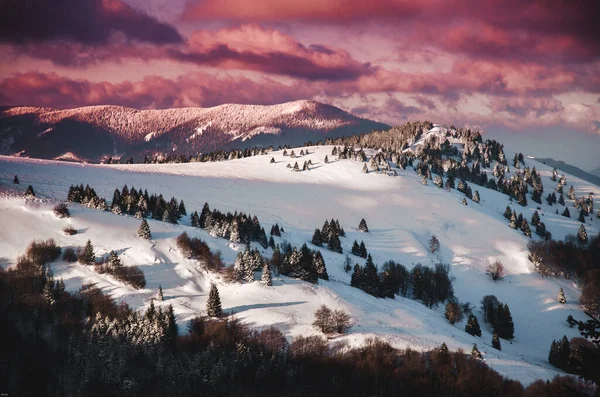 Céu Por Sol Natureza Inverno Montanhas Neve Esqui Tempo Natal — Fotografia de Stock