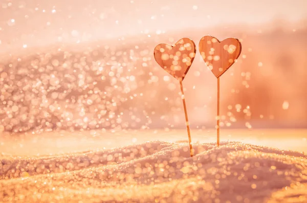 Cuori Neve Invernale Calda San Valentino Data Romantica Concetto Matrimonio — Foto Stock