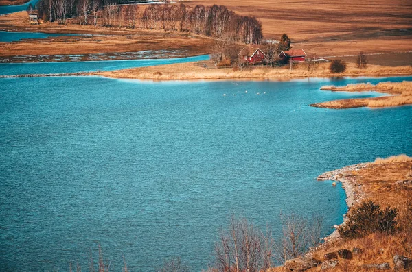 Природа Норвегии Типичные Пейзажи Скандинавии Голубыми Озерами Белым Кораблем Березовыми — стоковое фото