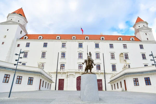 Castillo Bratislava Otoño Eslovaquia —  Fotos de Stock