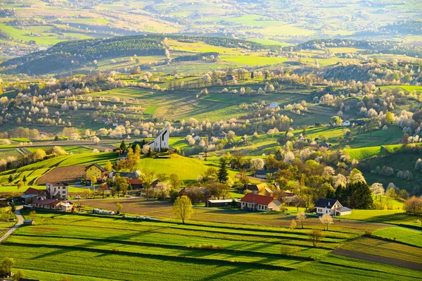 Tramonto Maestoso Nel Paesaggio Montano Cielo Drammatico Carpazi Europa Mondo — Foto Stock