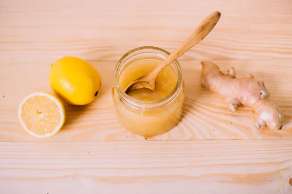 Honey, lemon and ginger root.