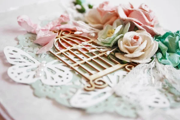 kartpostal Scrapbooking tekniğinde. Kartpostal el yapımı