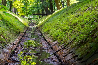 Bir fırtına drenaj bir kentsel park