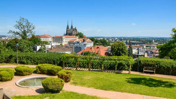 Aziz Havarileri Peter ve Paul 'un katedralindeki Spilberg Şatosu' ndan manzara.