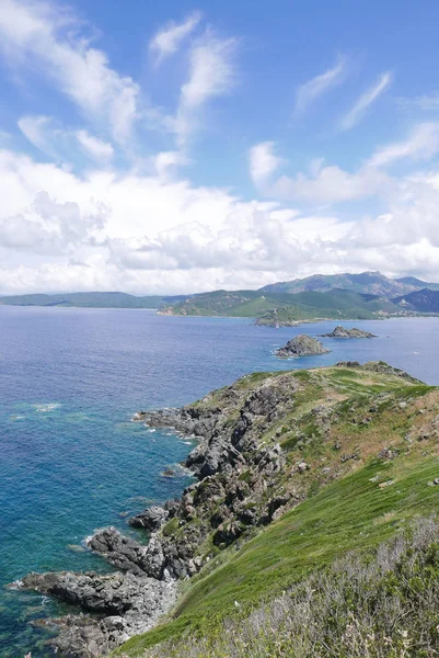 Ferier på skjønnhetens øy i Sør-Korsika . – stockfoto