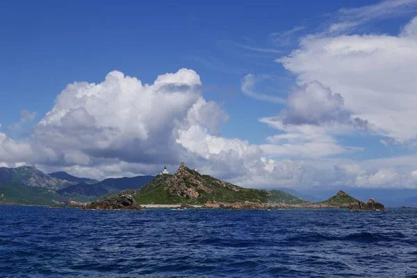 Dovolená na ostrově krásy, na jižní Korsice. — Stock fotografie
