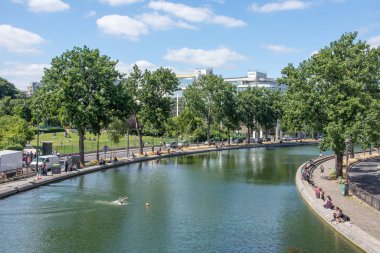 Paris 'in keşfi ve sen nehri kıyıları, Fransa