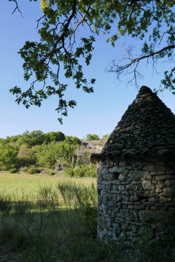 Forcalquier 'in çevresindeki Alpes de Haute Provence, Fransa