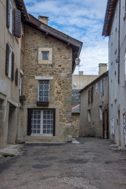 Doğu Pyrenes 'in keşfi yaz aylarında, hala vahşi bölgede