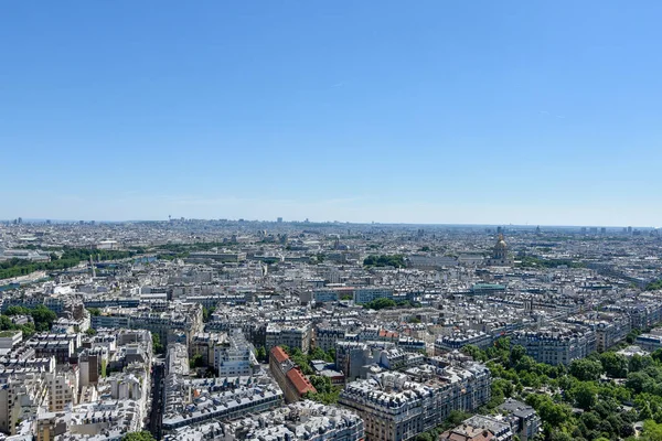 Visita de Paris e seus monumentos, capital da França no verão — Fotografia de Stock