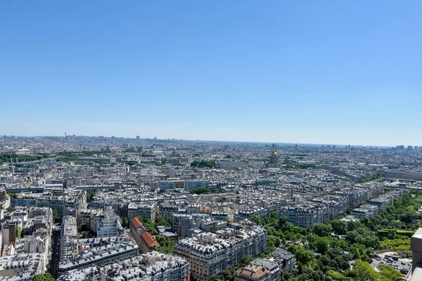 Visita de Paris e seus monumentos, capital da França no verão — Fotografia de Stock