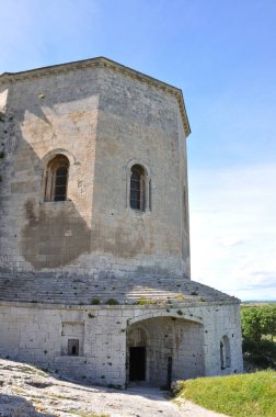 Manastırda ruhsal geri çekilme ve yansıma, Fransa