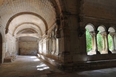 Manastırda ruhsal geri çekilme ve yansıma, Fransa