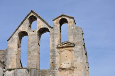 Manastırda ruhsal geri çekilme ve yansıma, Fransa
