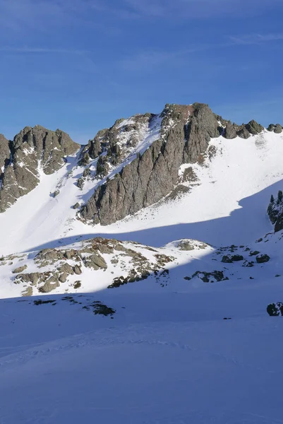 Χιονισμένο Τοπίο Του Montgenvre Στις Ψηλές Άλπεις Χειμώνα Γαλλία — Φωτογραφία Αρχείου