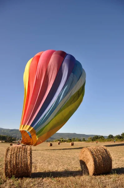 Voo Balão Quente Vaucluse Acima Aldeia Roussillon França — Fotografia de Stock