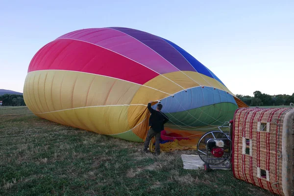 Voo Balão Quente Vaucluse Acima Aldeia Roussillon França — Fotografia de Stock