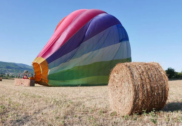 Voo Balão Quente Vaucluse Acima Aldeia Roussillon França — Fotografia de Stock