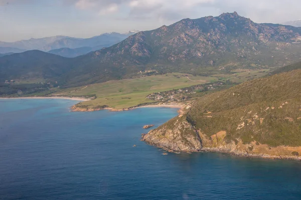 Lot Nad Korsyką Wiosną Calvi Strumienie Piany Zasięgu Wzroku Francja — Zdjęcie stockowe