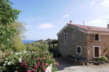 Güney Korsika, deniz kenarında güzel bir adada tatil. Fransa