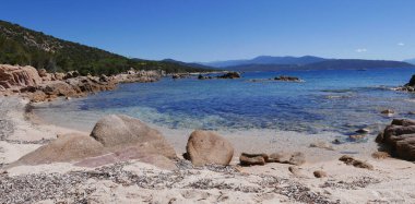 Güney Korsika, deniz kenarında güzel bir adada tatil. Fransa