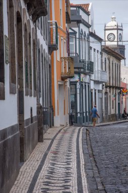 Azores takımadalarında yürüyün. Azores, Sao Miguel adasının keşfi. Portekiz