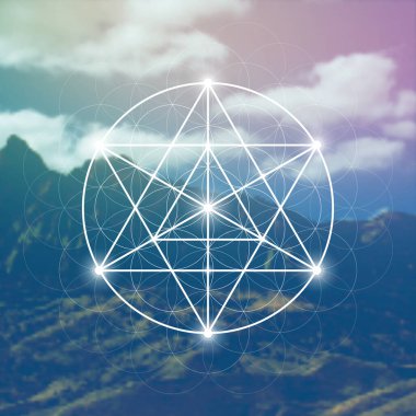 Merkaba Kutsal Geometri Yeni Çağ fütüristik illüstrasyonu. Birbirine kenetlenmiş çemberler, üçgenler ve renkli bulanık doğal fotografik arkaplan önünde parlayan parçacıklar.