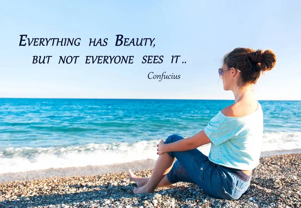 Todo tiene belleza, pero no todo el mundo la ve. Fondo oceánico —  Fotos de Stock