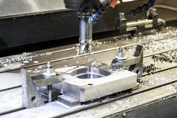 Precision industrial CNC machining of metal detail by mill at fa — Stock Photo, Image