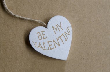 Kağıda yazdığın metni seviyorum.