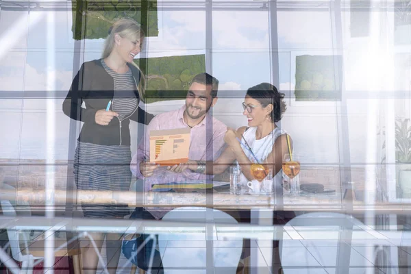 Businesspeople Cheering Together Success Russian Woman Congratulation Latin Woman Great — Stock Photo, Image