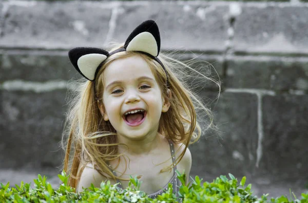 Toddler Little Girl Playing Park — Stock Photo, Image