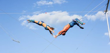 Trapezist 4color
