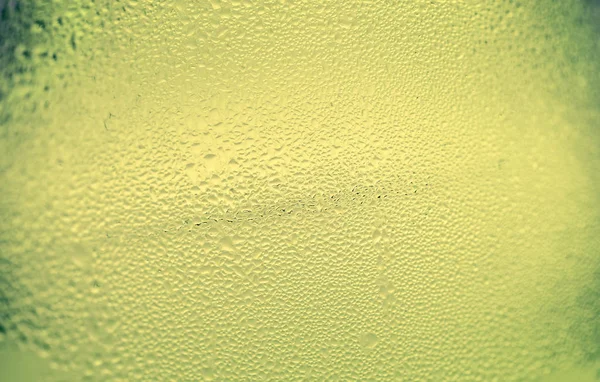 Vert jaune abstrait gouttes d'eau fond, gouttes d'eau naturelles — Photo