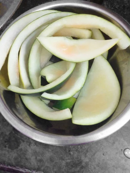 Écorce Pastèque Saine Dans Une Assiette — Photo