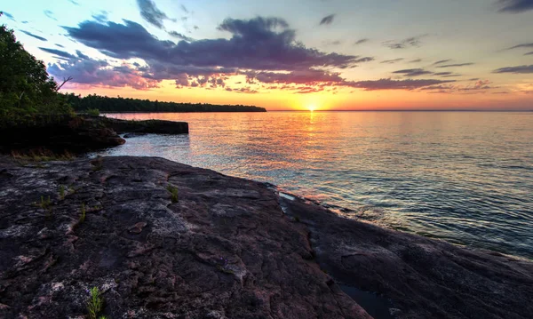 Tramonto panoramico sul mare interno — Foto Stock