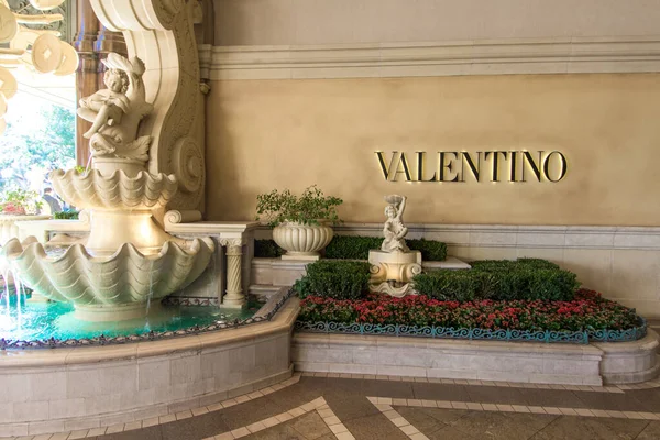 Las Vegas Nevada Usa February 2020 Valentino Brand Sign Exterior — Stock Photo, Image